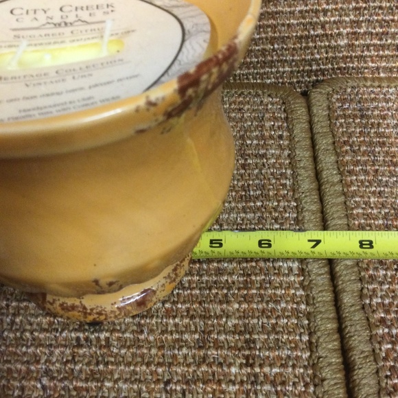 24 oz Vintage Urn Soy Blend Candle - NEW - Picture 4 of 7